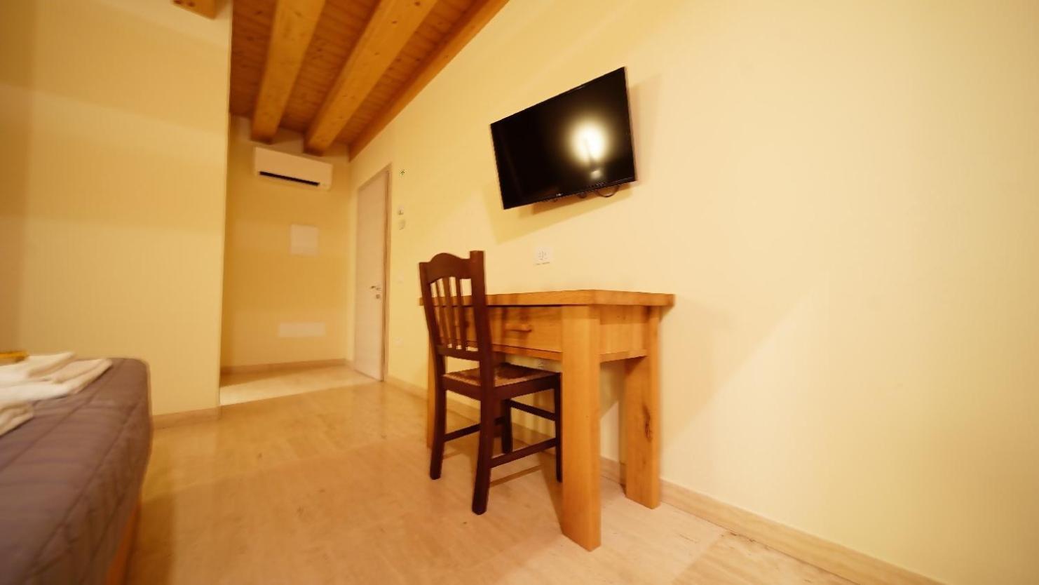 Destiny Suite E Relax Soave Exterior foto